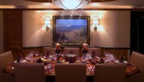 ARMS REACH - Dining